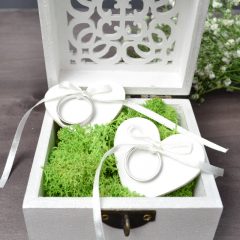 CUTIE VERIGHETE LEMN ALB SI LICHENI 2