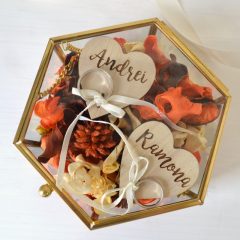 CUTIE VERIGHETE HEXAGONALA CU PLANTE USCATE 2