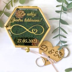 CASETA HEXAGONALA MINI CU DATA SI INITIALE 2