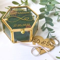 CASETA HEXAGONALA MINI CU DATA SI INITIALE 3