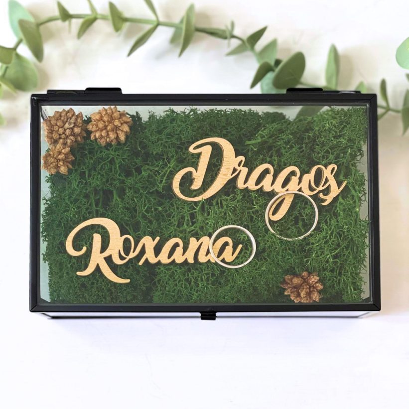 Casetă Verighete Neagră cu Nume