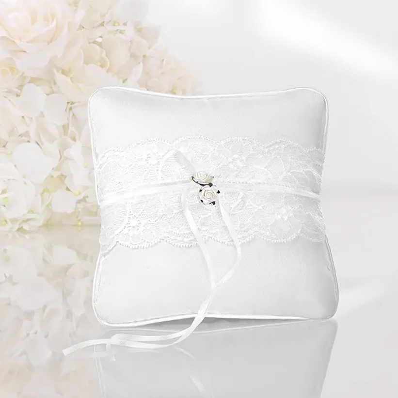Pernuță Pentru Verighete White Rose
