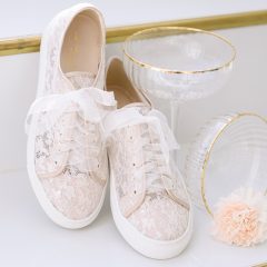 TENISI MIREASA NADIA