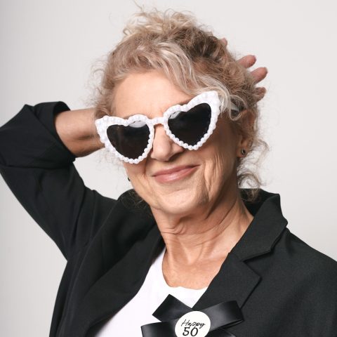 OCHELARI INIMIOARE ALBI CU PERLE