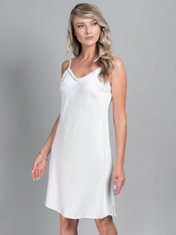 FUROU MATASE CU PERLE LIDIA ()