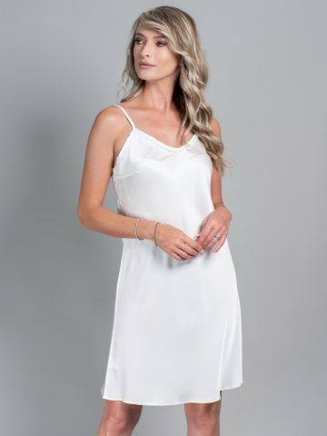 FUROU MATASE CU PERLE LIDIA ()