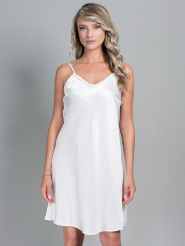 FUROU MATASE CU PERLE LIDIA ()