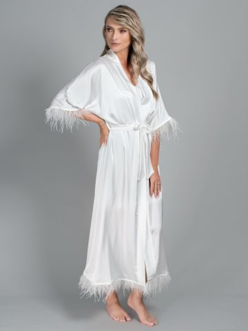 HALAT LUNG DE MIREASA CU PENE ODETTE ()