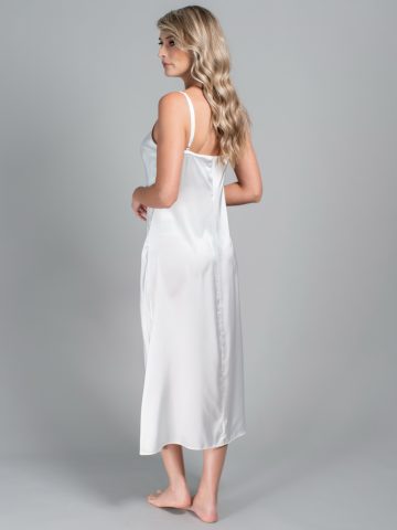 FUROU LUNG MIREASA MONIKA ()