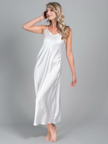 FUROU LUNG MIREASA MONIKA ()