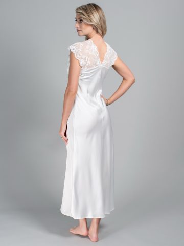 FUROU MIREASA ANAIS ()