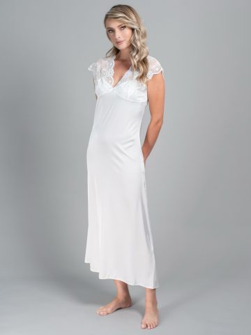 FUROU MIREASA ANAIS ()