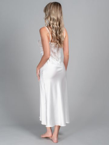 FUROU MIREASA LUNG KARINA ()