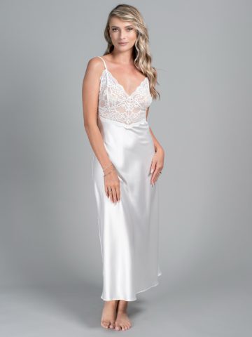 FUROU MIREASA LUNG KARINA ()