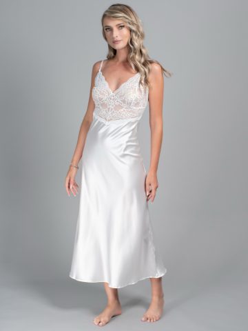 FUROU MIREASA LUNG KARINA ()