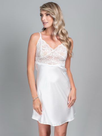 FUROU MIREASA MEGAN ()